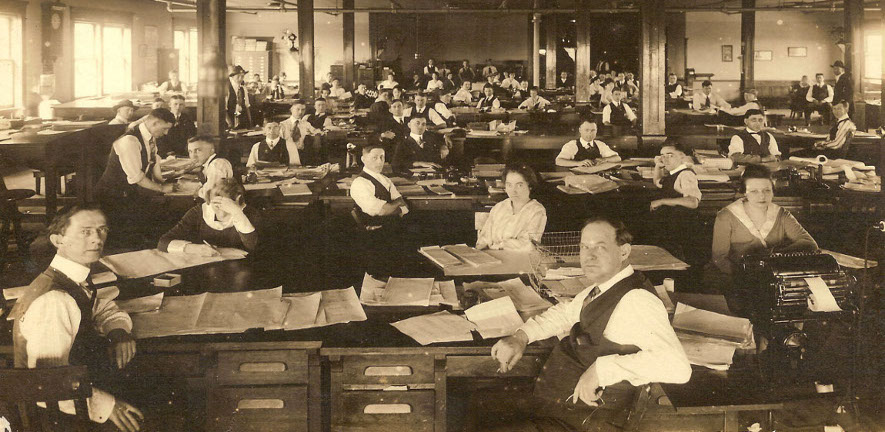 Office_with_64_Workers_officemuseum.com_office.jpg